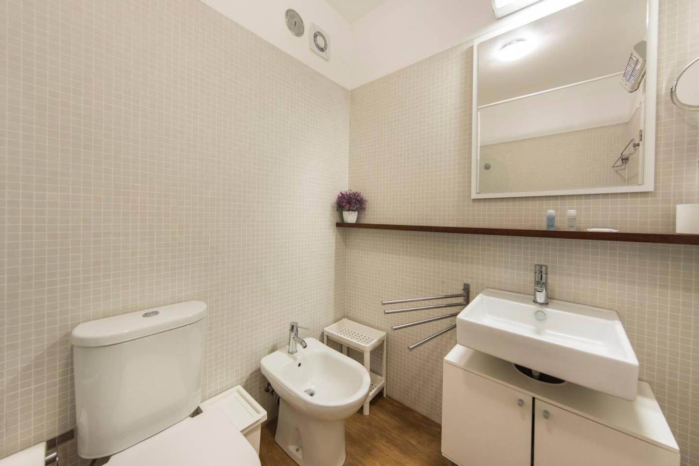 Comfortable Apartment In Campo Pequeno Lissabon Buitenkant foto